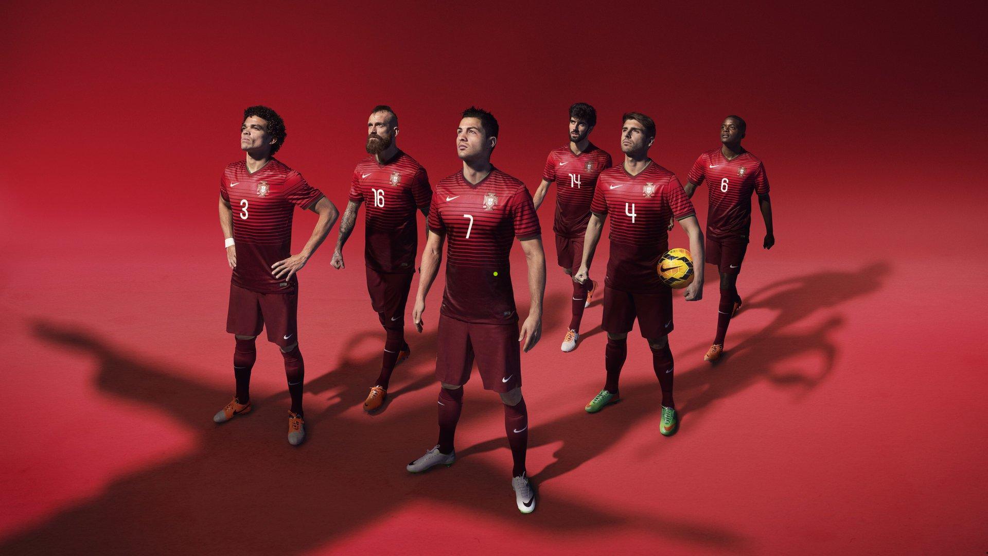 斯蒂芬·库里公开批评安德玛，错失凯特琳·克拉克签约，投入不足显短板